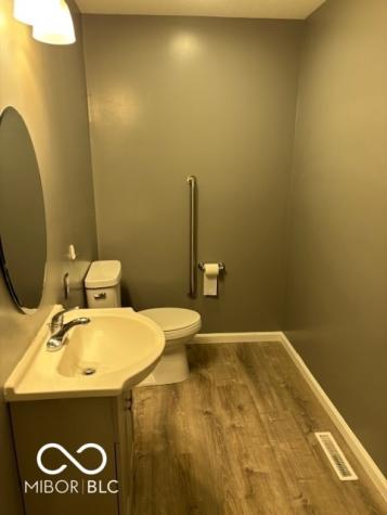 10840 E Heywood Drive Seymour IN 47274