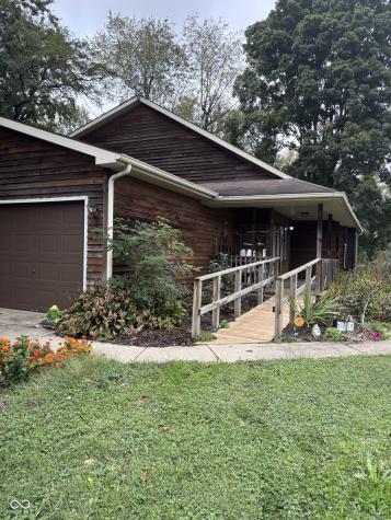 10840 E Heywood Drive Seymour IN 47274