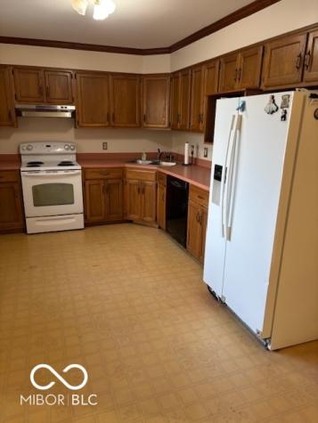 10840 E Heywood Drive Seymour IN 47274