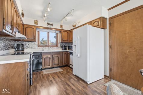 219 Cheshire Circle Noblesville IN 46062