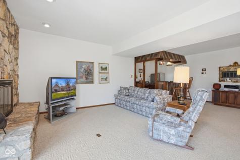 219 Cheshire Circle Noblesville IN 46062