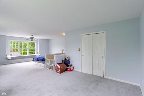 6824 Millbrook Circle Indianapolis IN 46237