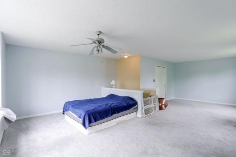 6824 Millbrook Circle Indianapolis IN 46237