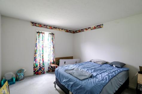 6824 Millbrook Circle Indianapolis IN 46237