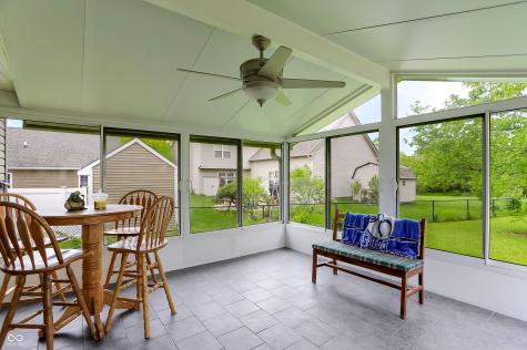 6824 Millbrook Circle Indianapolis IN 46237