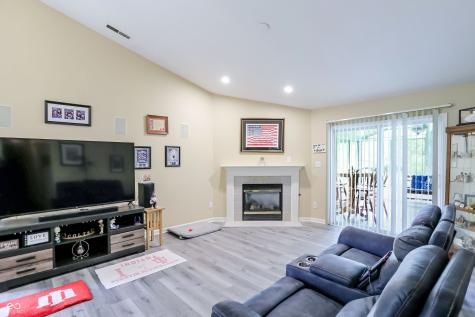 6824 Millbrook Circle Indianapolis IN 46237