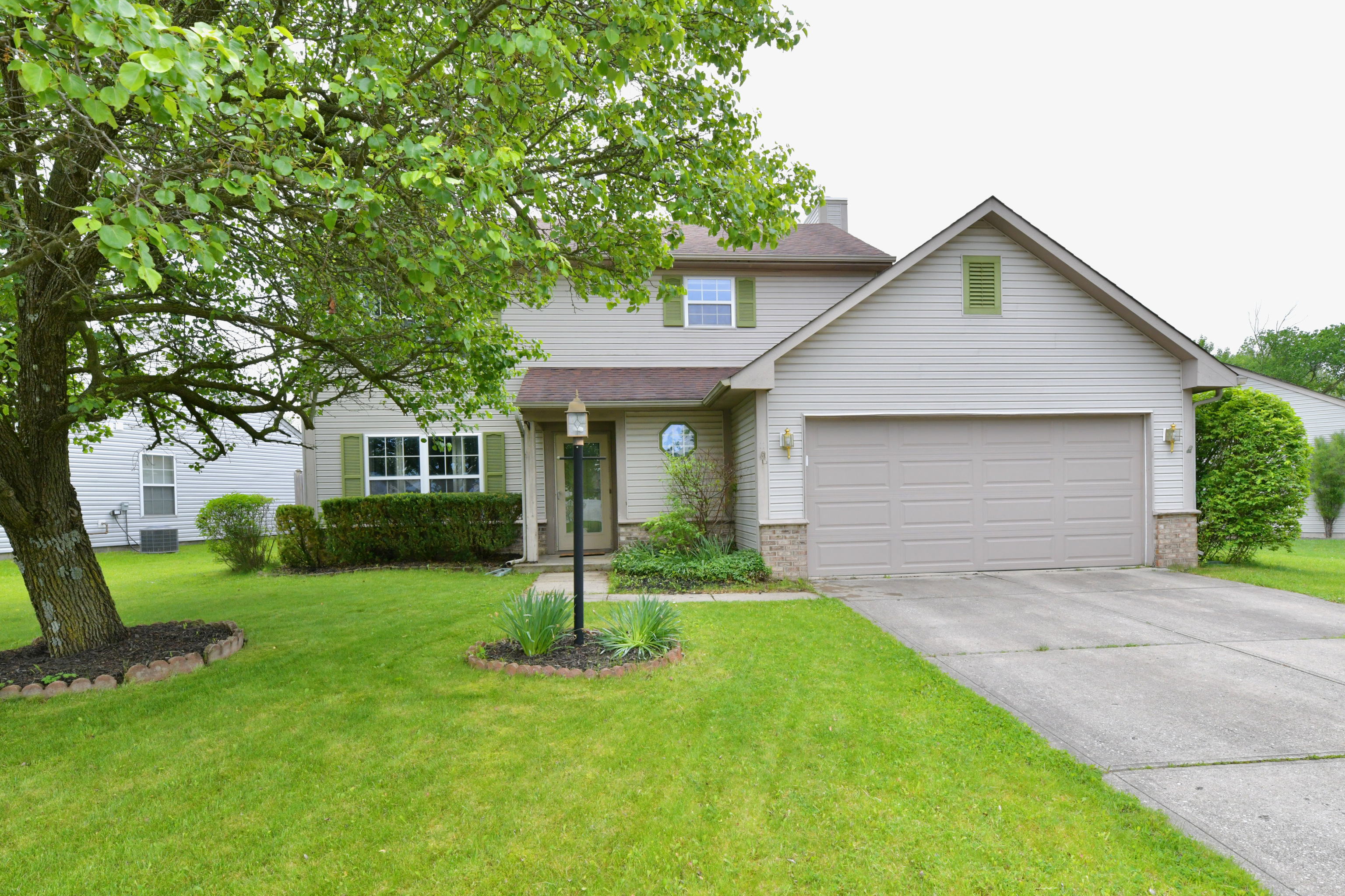 12209 Longstraw Drive Indianapolis IN 46236