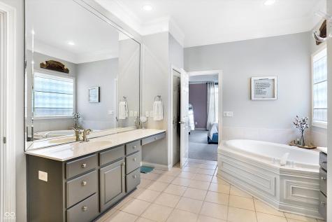 4124 Statesmen Drive Indianapolis IN 46250