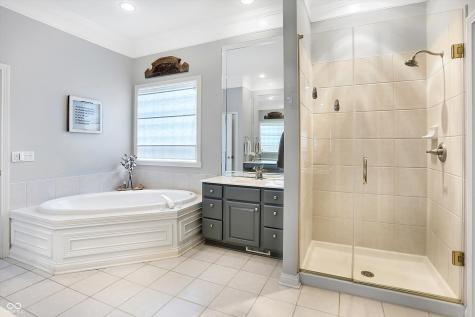 4124 Statesmen Drive Indianapolis IN 46250