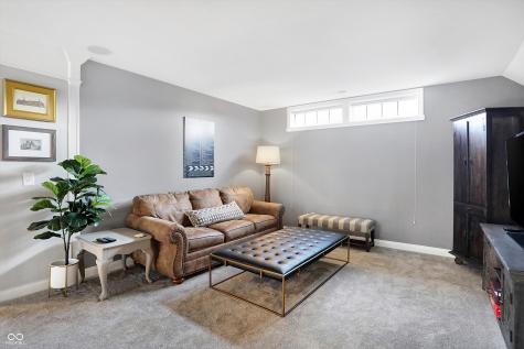 4124 Statesmen Drive Indianapolis IN 46250