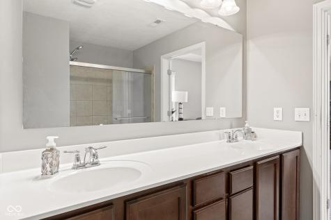 13697 Van Buren Place Fishers IN 46038
