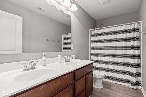 13697 Van Buren Place Fishers IN 46038