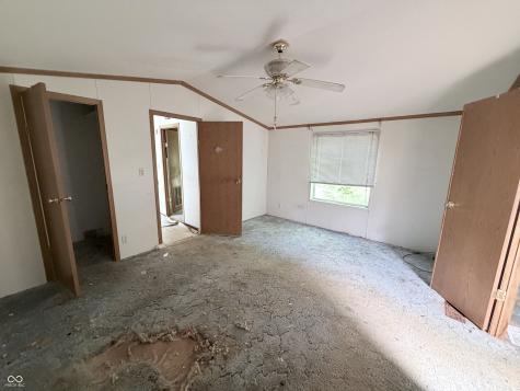 3334 W Harris Drive West Terre Haute IN 47885