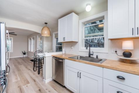 4914 Caroline Avenue Indianapolis IN 46205