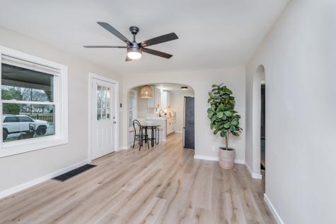 4914 Caroline Avenue Indianapolis IN 46205