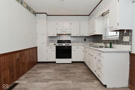 2220 Radcliffe Avenue Indianapolis IN 46227