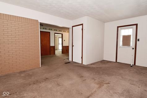 2220 Radcliffe Avenue Indianapolis IN 46227