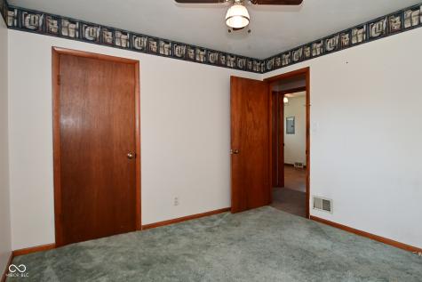 2220 Radcliffe Avenue Indianapolis IN 46227