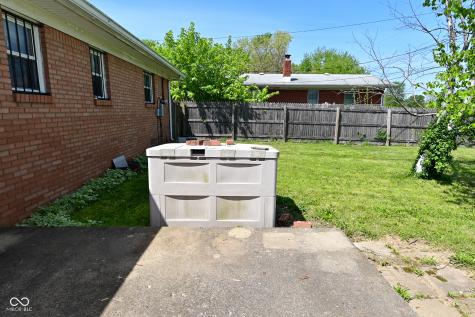 2220 Radcliffe Avenue Indianapolis IN 46227