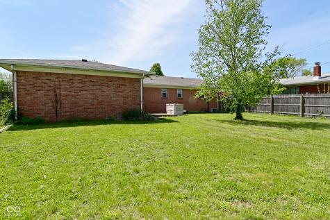 2220 Radcliffe Avenue Indianapolis IN 46227