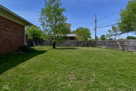 2220 Radcliffe Avenue Indianapolis IN 46227