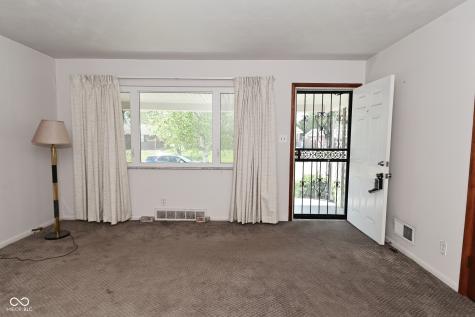 2220 Radcliffe Avenue Indianapolis IN 46227