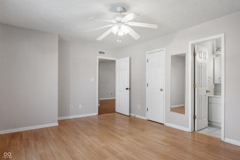 4325 Clayburn Drive Indianapolis IN 46268