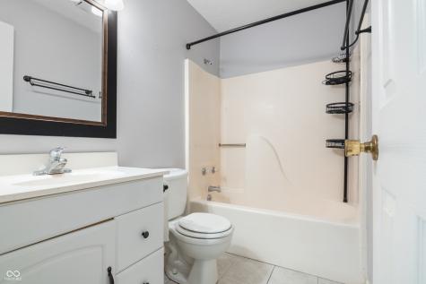 4325 Clayburn Drive Indianapolis IN 46268