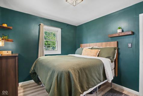 614 Summit Avenue Connersville IN 47331