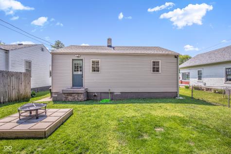 614 Summit Avenue Connersville IN 47331