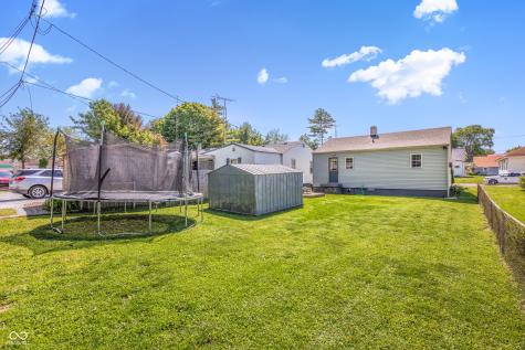 614 Summit Avenue Connersville IN 47331