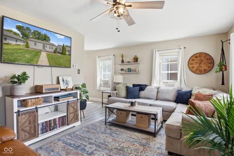 614 Summit Avenue Connersville IN 47331
