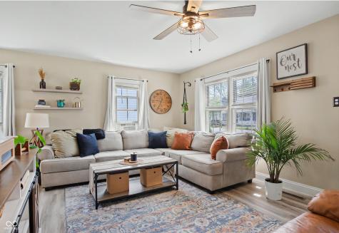 614 Summit Avenue Connersville IN 47331