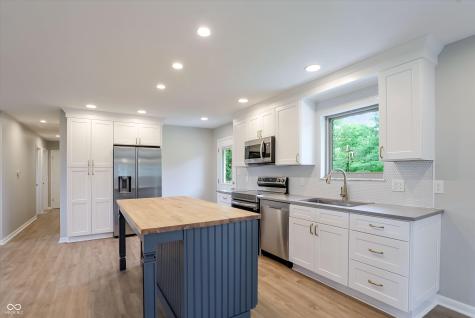 1948 Mullinix Road Greenwood IN 46143