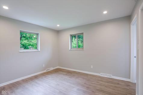 1948 Mullinix Road Greenwood IN 46143