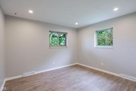 1948 Mullinix Road Greenwood IN 46143
