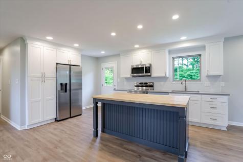 1948 Mullinix Road Greenwood IN 46143