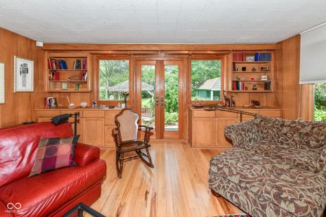 2140 W 44th Street Indianapolis IN 46228