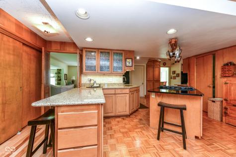 2140 W 44th Street Indianapolis IN 46228