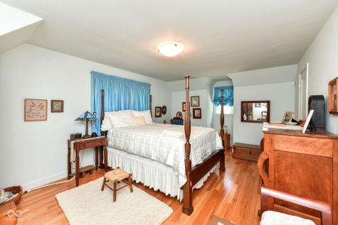 2140 W 44th Street Indianapolis IN 46228