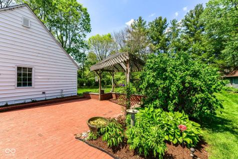 2140 W 44th Street Indianapolis IN 46228