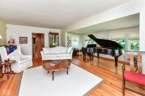 2140 W 44th Street Indianapolis IN 46228