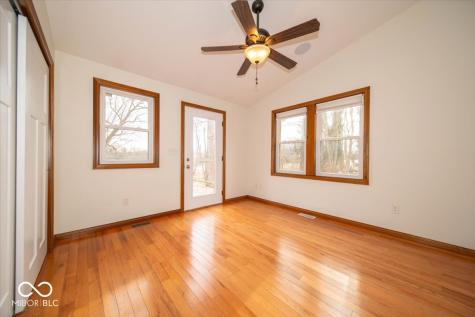 7929 White River Drive Indianapolis IN 46240