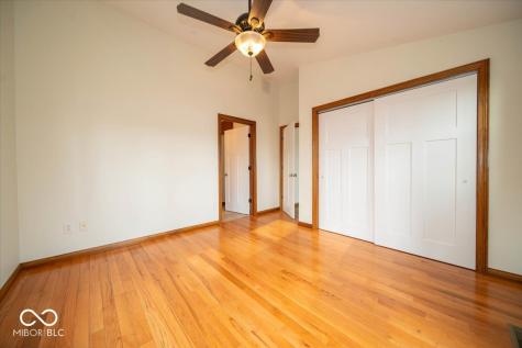 7929 White River Drive Indianapolis IN 46240