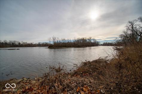 7929 White River Drive Indianapolis IN 46240
