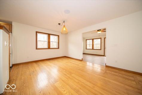 7929 White River Drive Indianapolis IN 46240