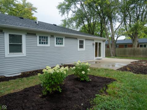 497 E 116th Street Carmel IN 46032