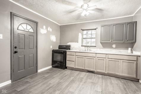 596 Christian Avenue Noblesville IN 46060