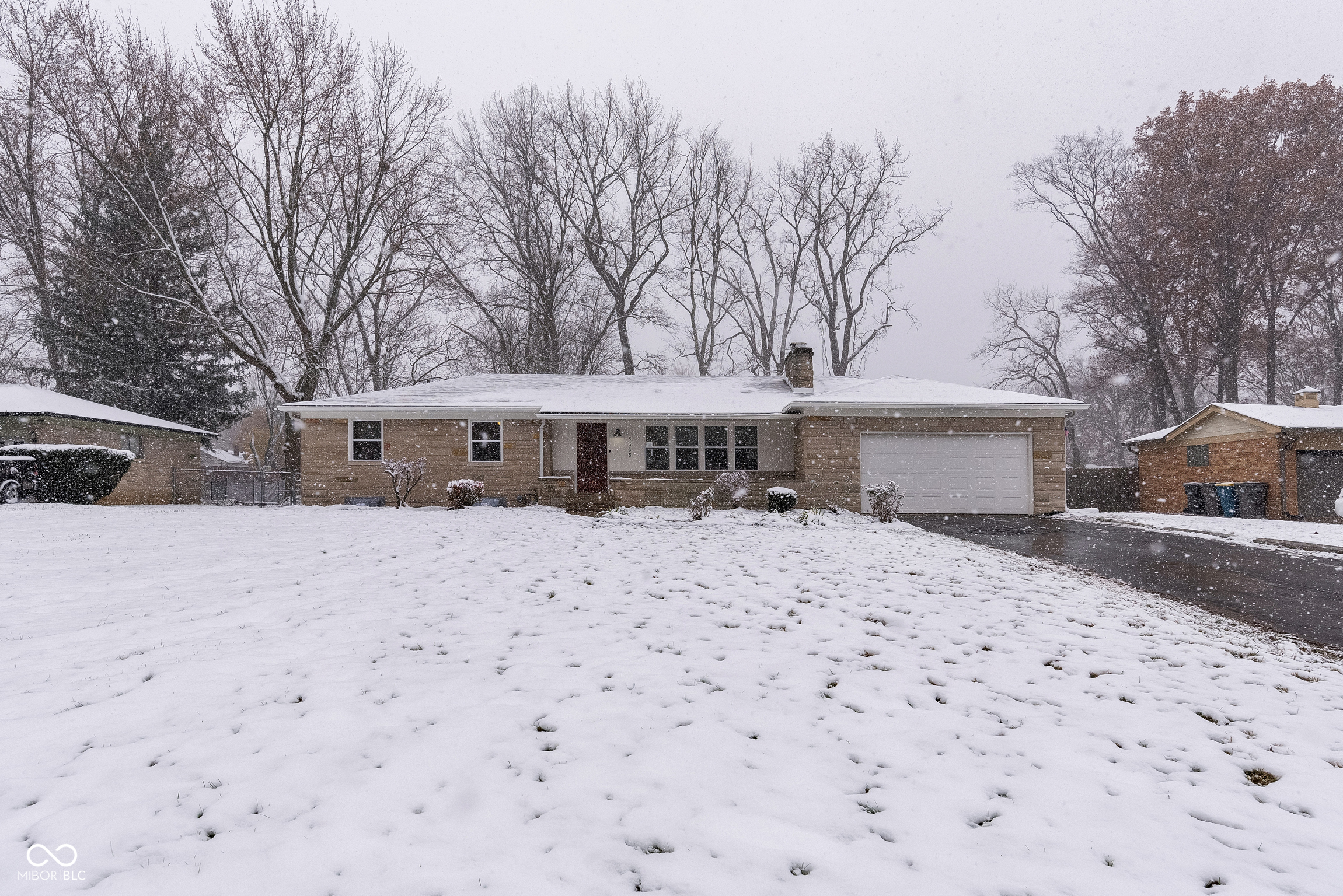 5335 Ashbourne Lane Indianapolis IN 46226