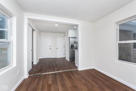 5335 Ashbourne Lane Indianapolis IN 46226